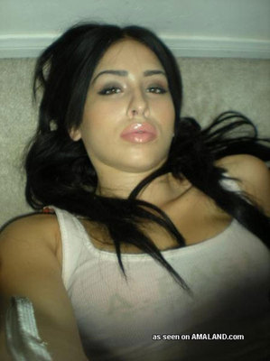 AmaKings MeAndMyLatina Hot Latina GF Posing Raunchy - Pic #09
