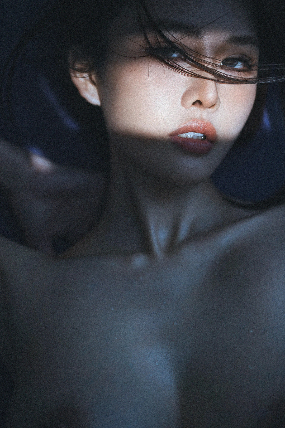 'Chinese Pearl' with Sheri Har Huang via All Gravure - Pic #1