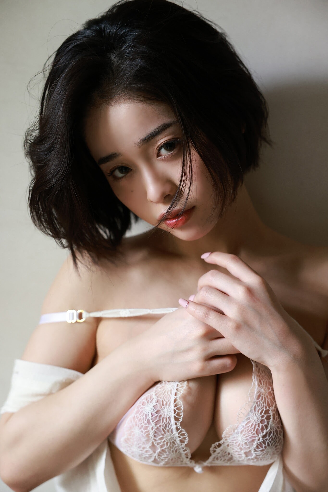 'Sensual Treat' with Minamo via All Gravure - Pic #6