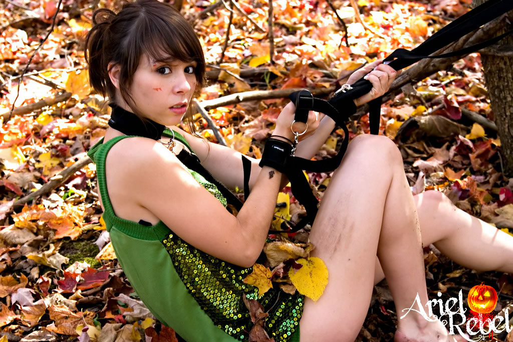 Ariel Rebel Trapped In The Forest - Pic #18