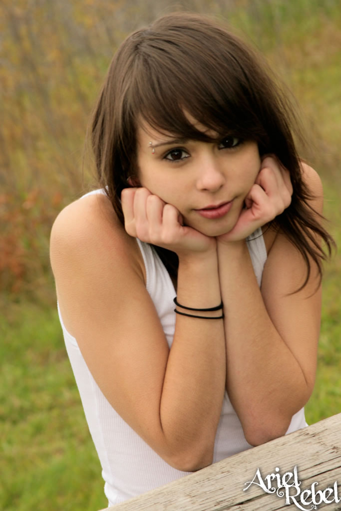 Cute Teen Ariel Rebel - Pic #8