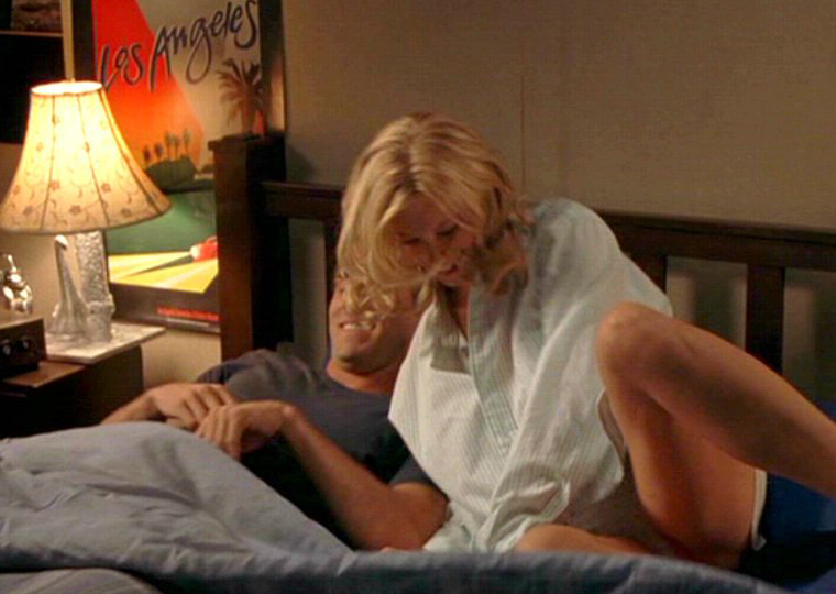 Banned Celebs  Amy Smart - Pic #3