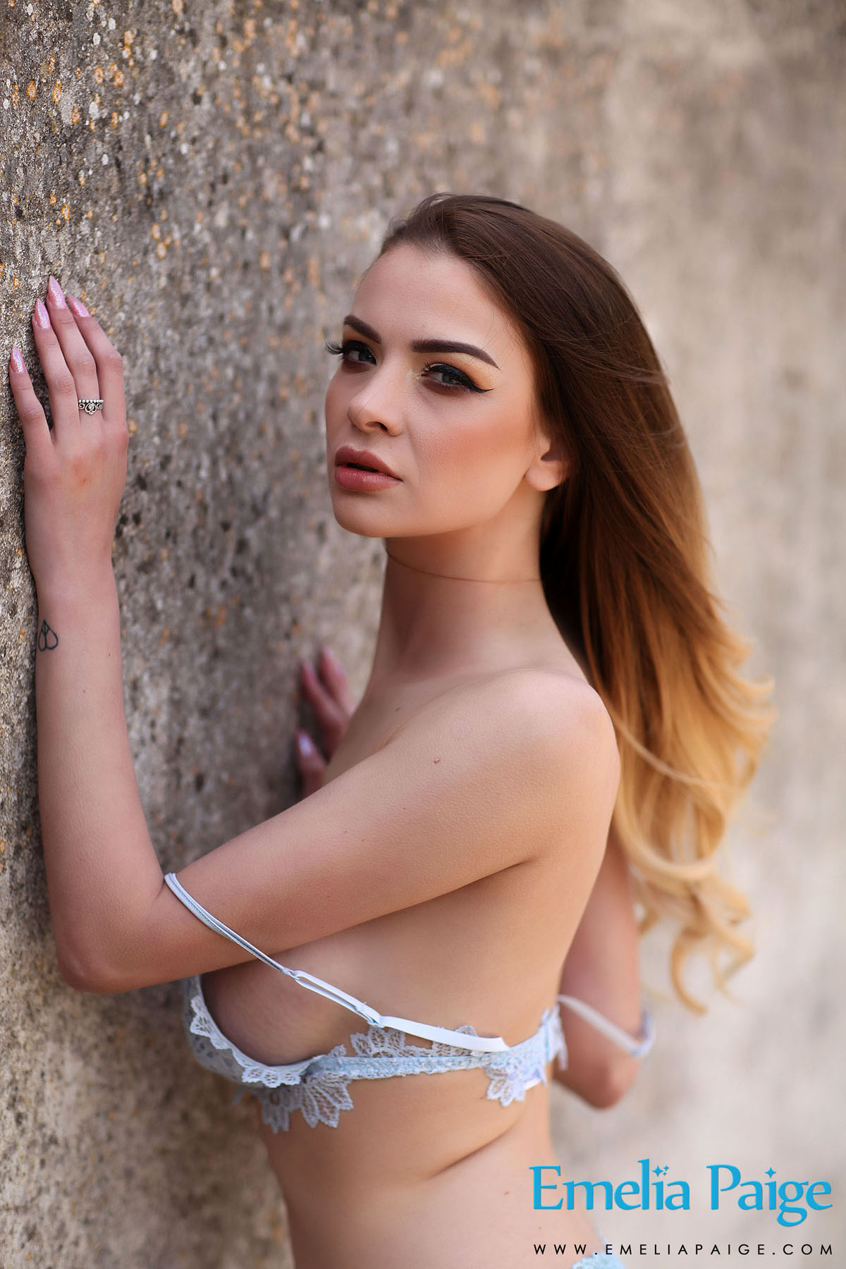 Emelia Paige Sexy Siren - Pic #16