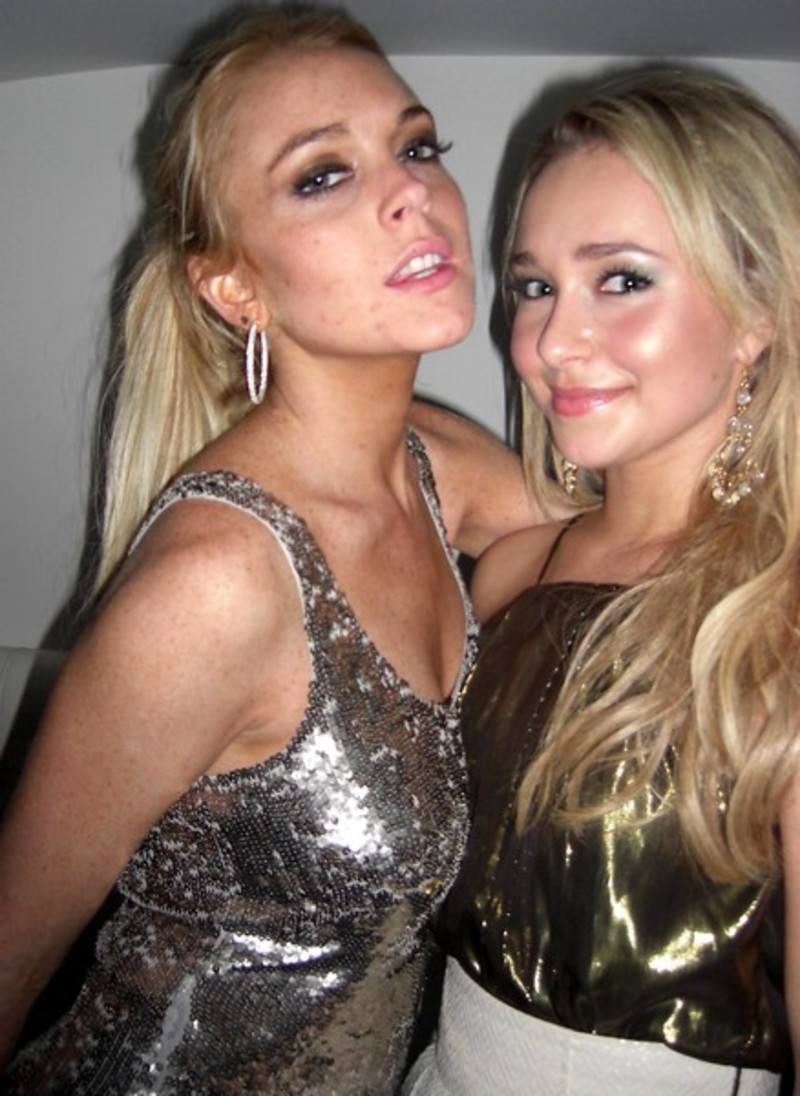 BannedCelebs Lindsey Lohan - Pic #6