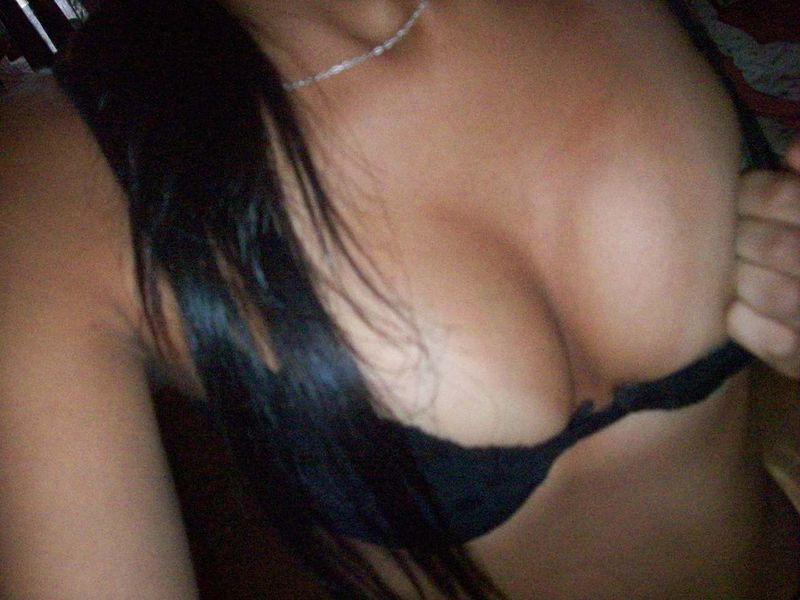 Random Busty Girlfriend Collection - Vol 1 - Pic #2