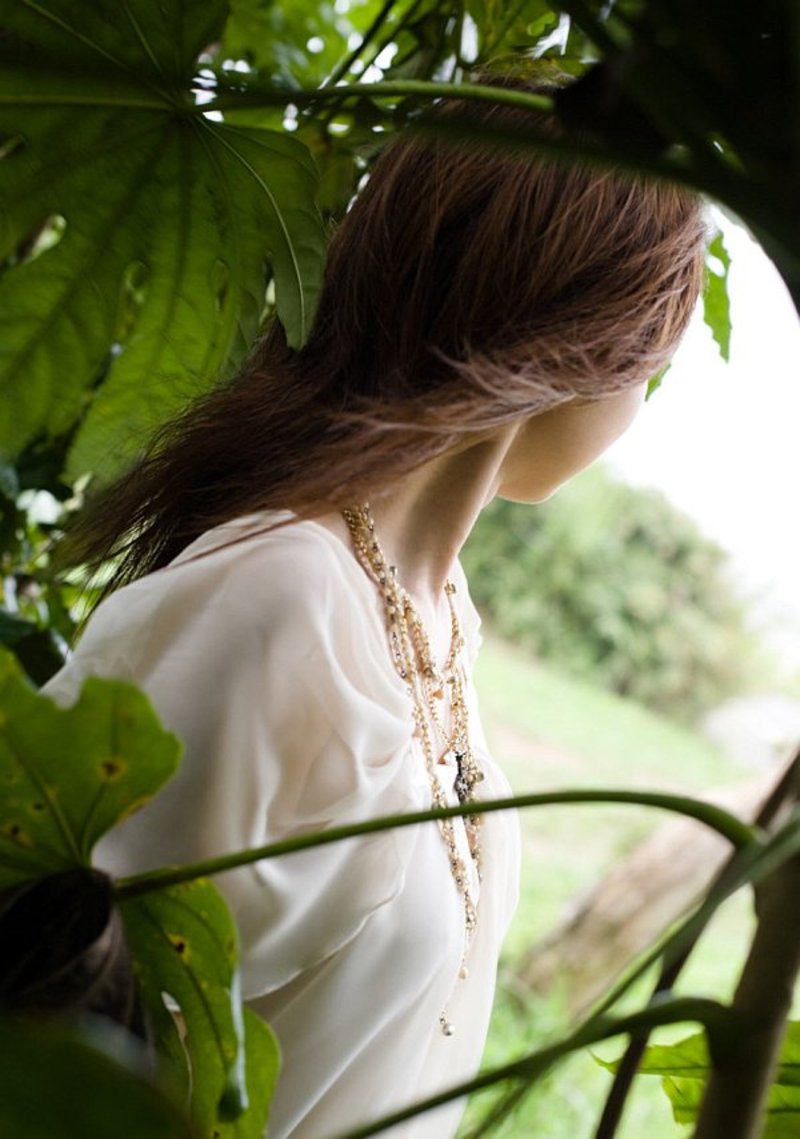 Yura Aikawa - cute Asian teen in white is adorable in her white dress - Pic #2