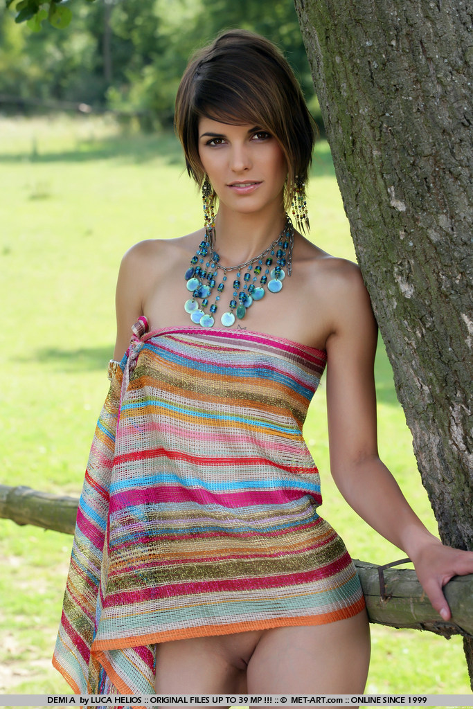 Sweet Slender Babe - Pic #12