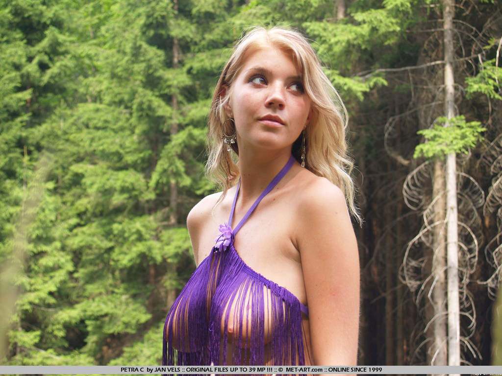 Sexy Blonde In The forest - Pic #3