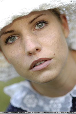 Lovely Country Girl - Pic #03