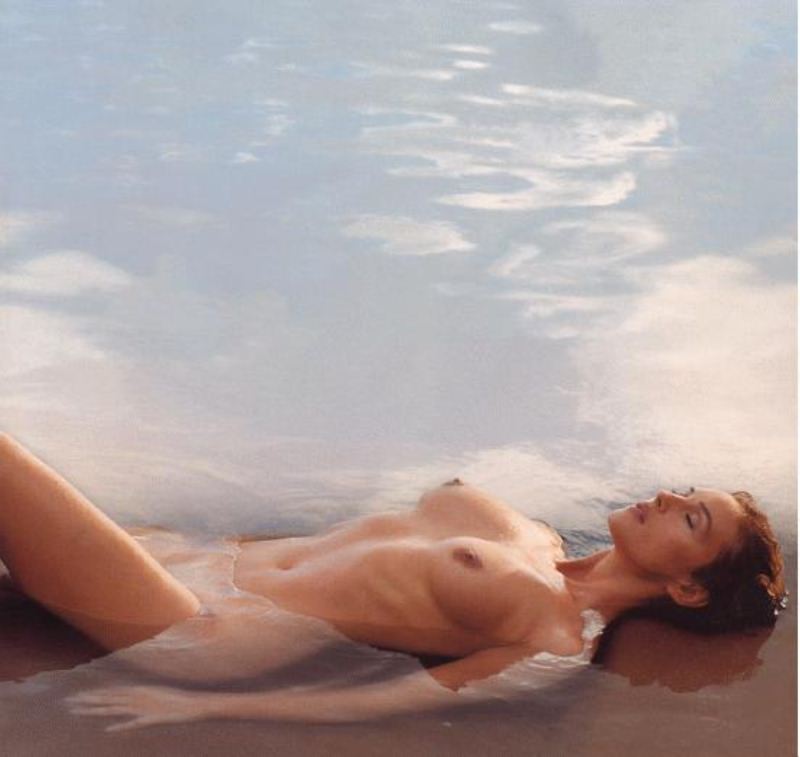Monica Belucci - Pic #18