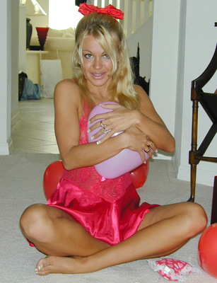 Lovely Lady - Pic #09