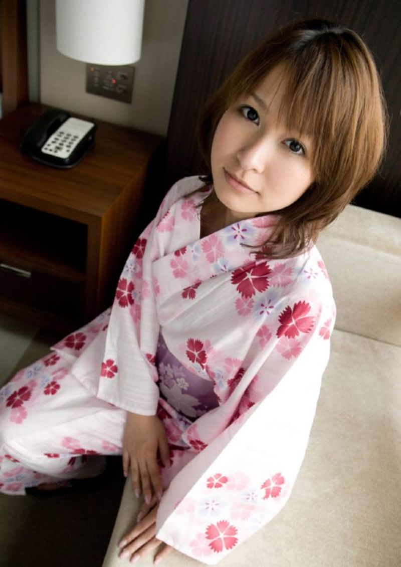 Japanese Girl Having Sex In Pink Kimono - Pic #4