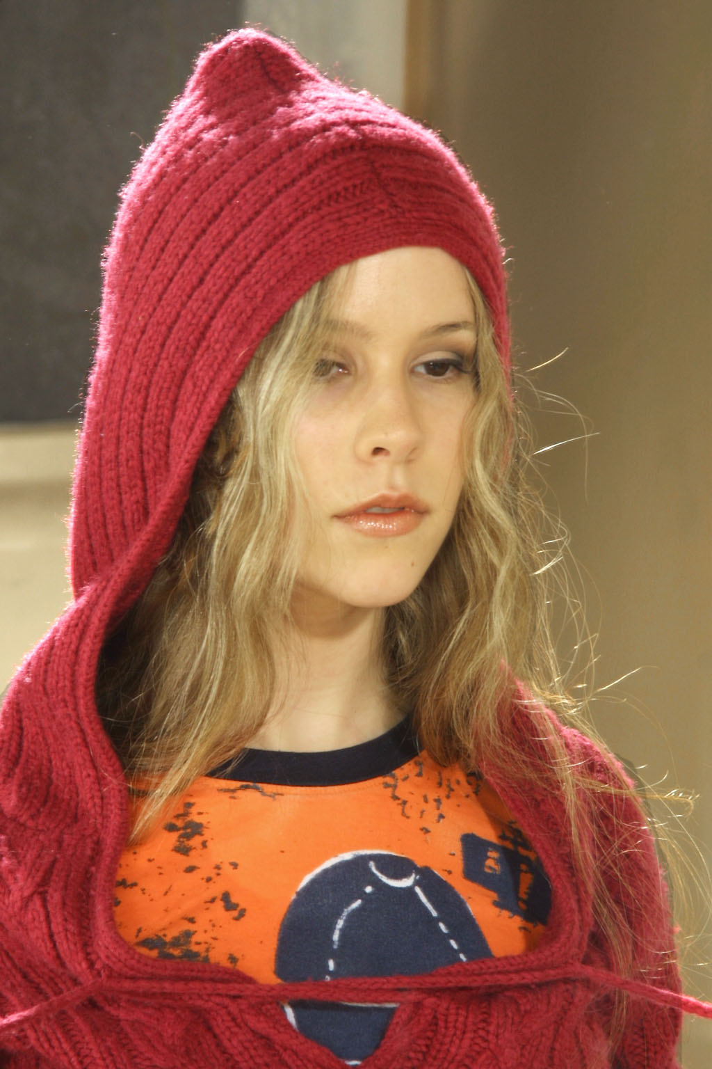 Yummy Teen Getting Dressed - Pic #21