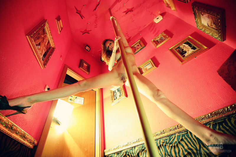 Busty blonde dancing just for you - Pic #13