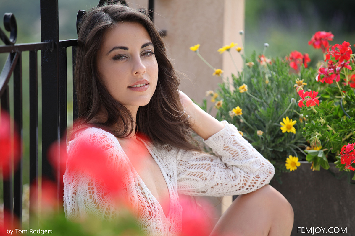 Brunette Beauty Lorena G Via Femjoy - Pic #17