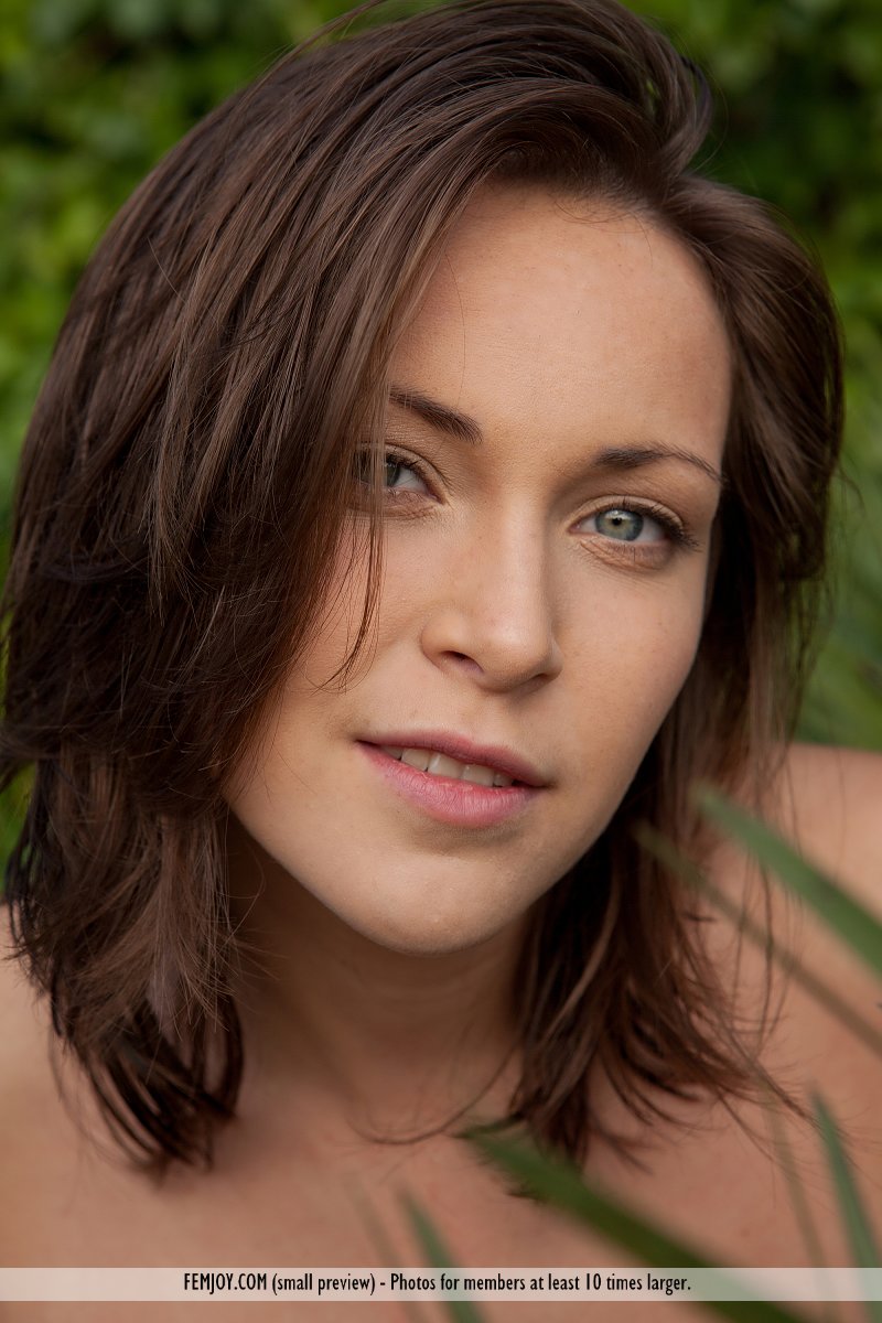 Sophia H is Irresistable by Femjoy - Pic #15