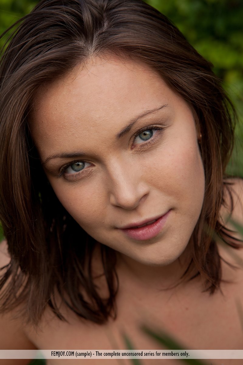 Sophia H is Irresistable by Femjoy - Pic #5