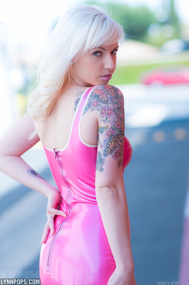 Lynn Pops Pink Latex Dress - Pic #7