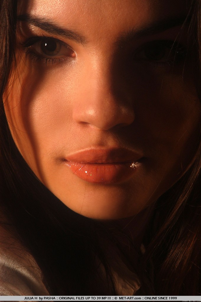 Julia H By Pasha Model For Metart - Pic #14