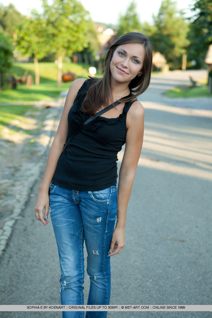 Sophia E By Koenart in TRIXY for Metart - Pic #2