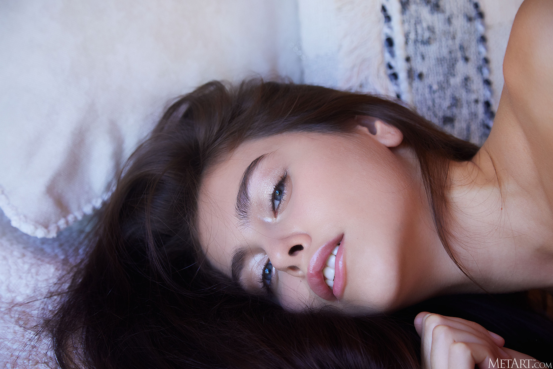 'Captivating Brunette' with Foxy Alissa via Met-Art - Pic #1