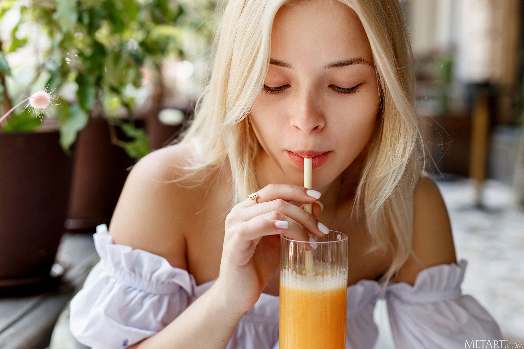 'Sweet Sensation' with Bianca Bell via Met-Art - Pic #14