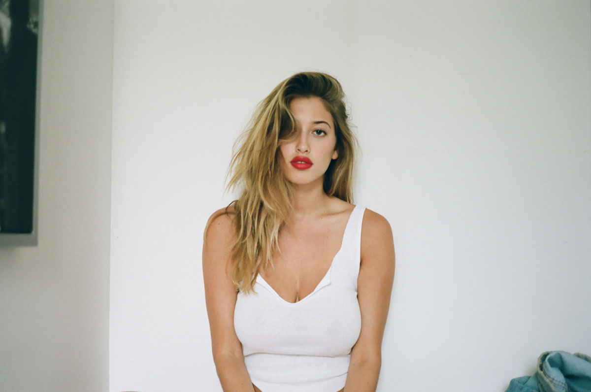 Busty Blonde Lindsey Kevitch - Pic #20