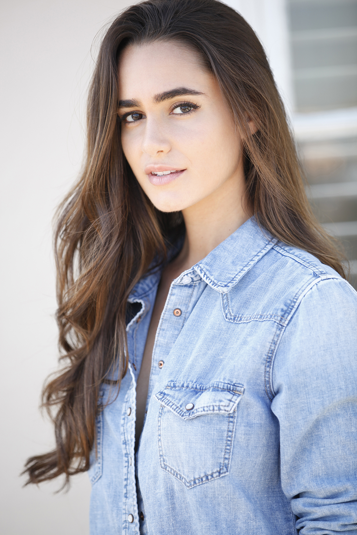 Mainstream Beauty Alicia Sanz - Pic #10