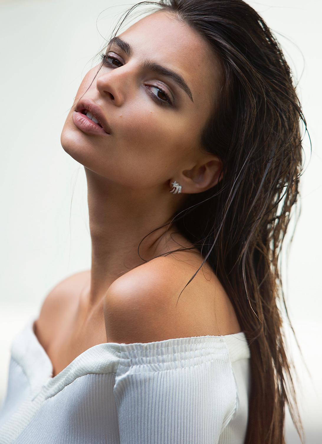 Best Of Mainstream Hottie Emily Ratajkowski 2016 - Pic #9