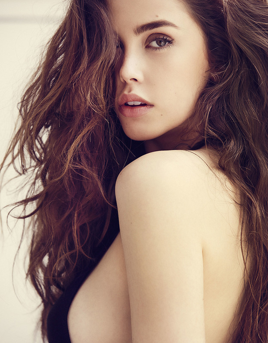Stunning Babe Jessica Buch - Pic #21