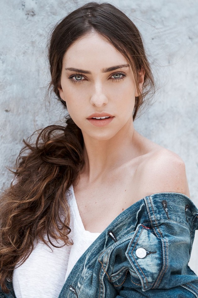 Busty Mainstream Hottie Michaella Majeski - Pic #5