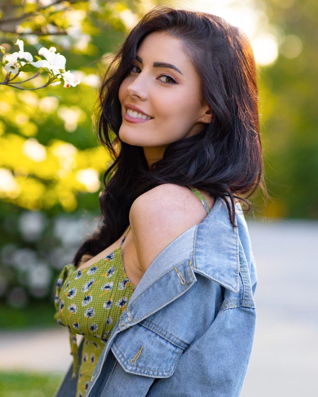 'Busty YouTube Sensation' with Erin Olash via Mr Skin - Pic #19