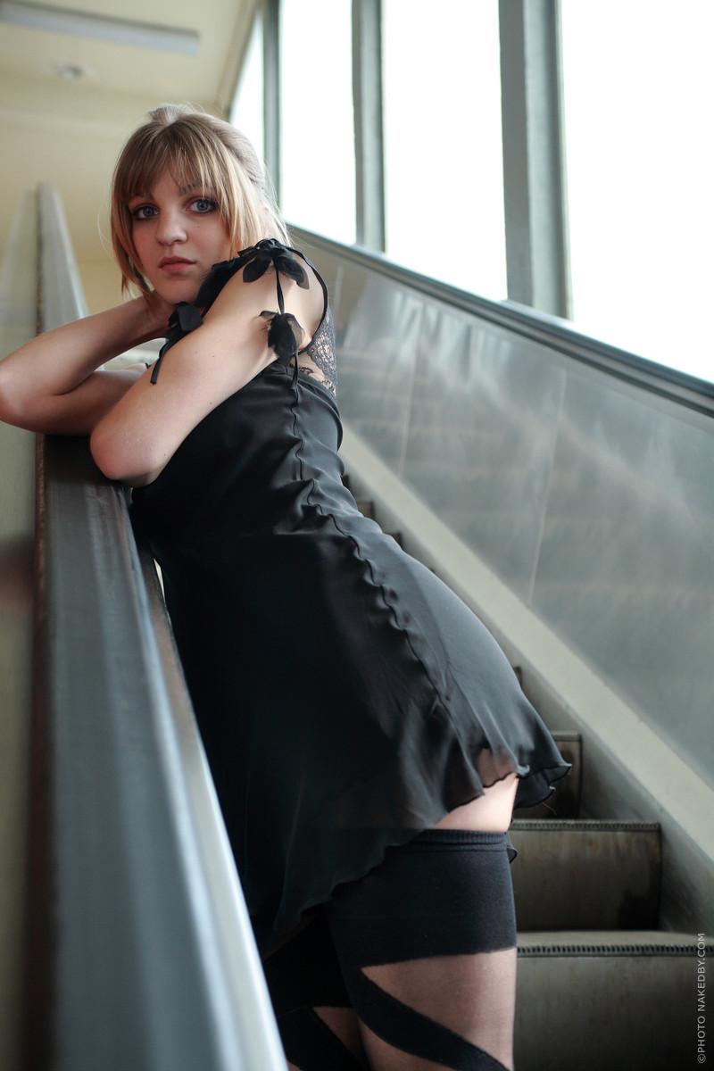 Lingerie Shopping - Pic #6