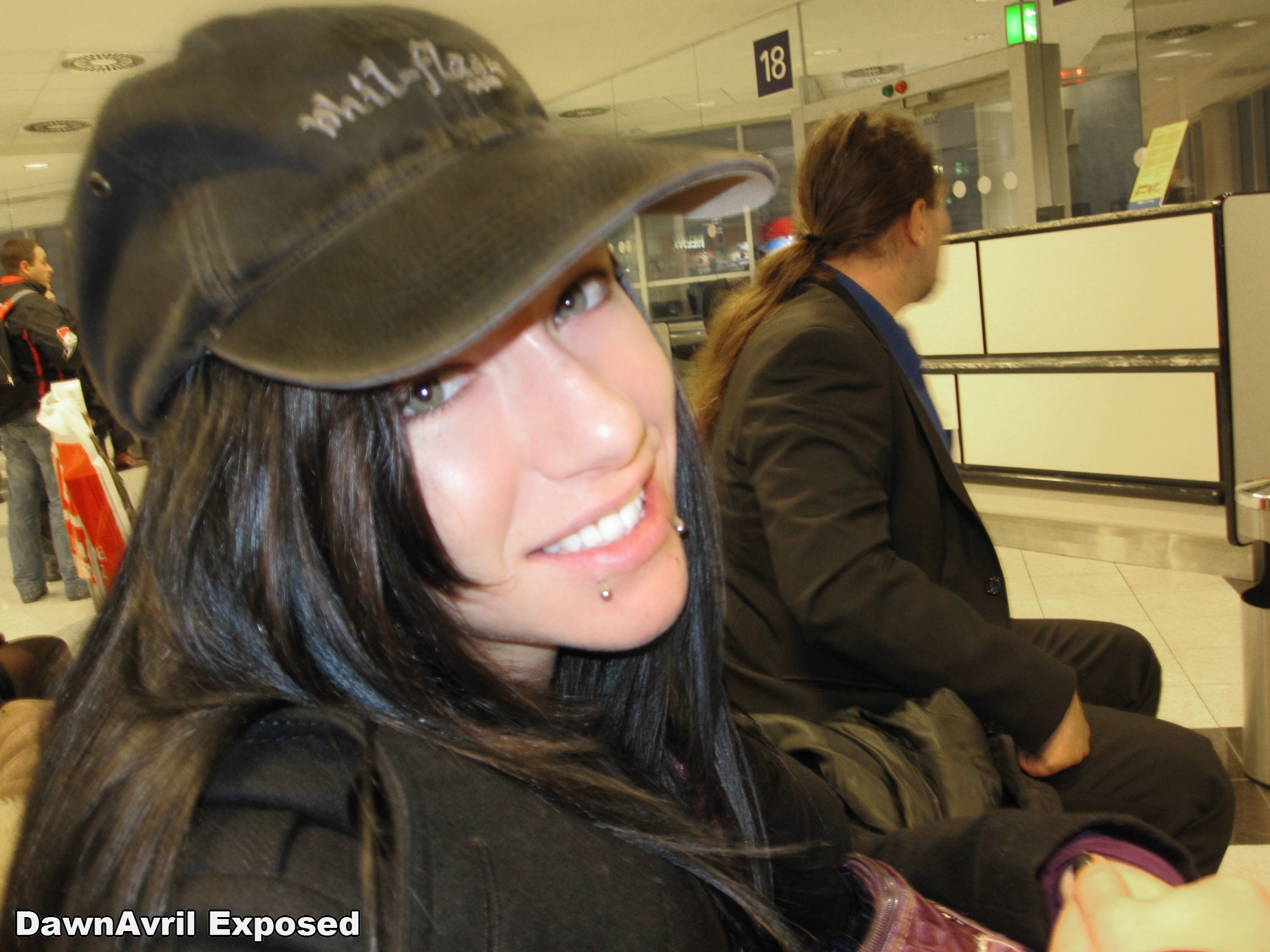 Dawn Avril Exposed - Pic #11
