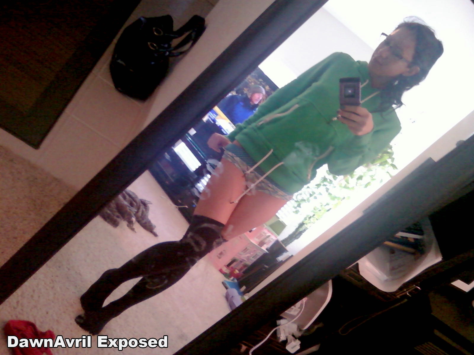 Dawn Avril Exposed - Pic #1