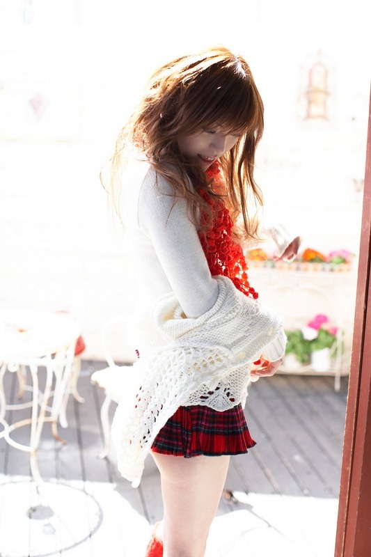 Japanese av idol Azusa Itagaki schoolgirl - Pic #7