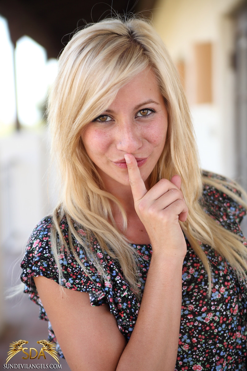 Sexy Blonde Sun Devil Angel - Pic #10