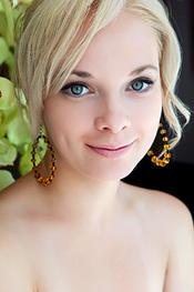 Feeona A in Grandio for Metart