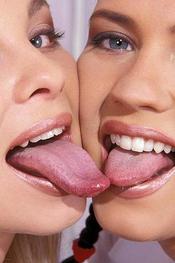 2 Hot Teens In Action