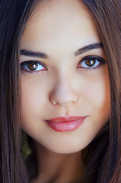 Young Beauty Li Moon Via Met-Art