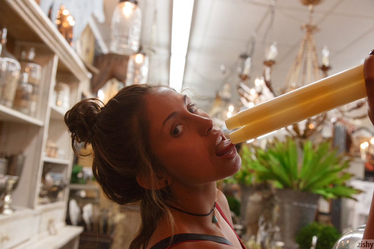 Sonya Ash Via Zishy - Pic #7