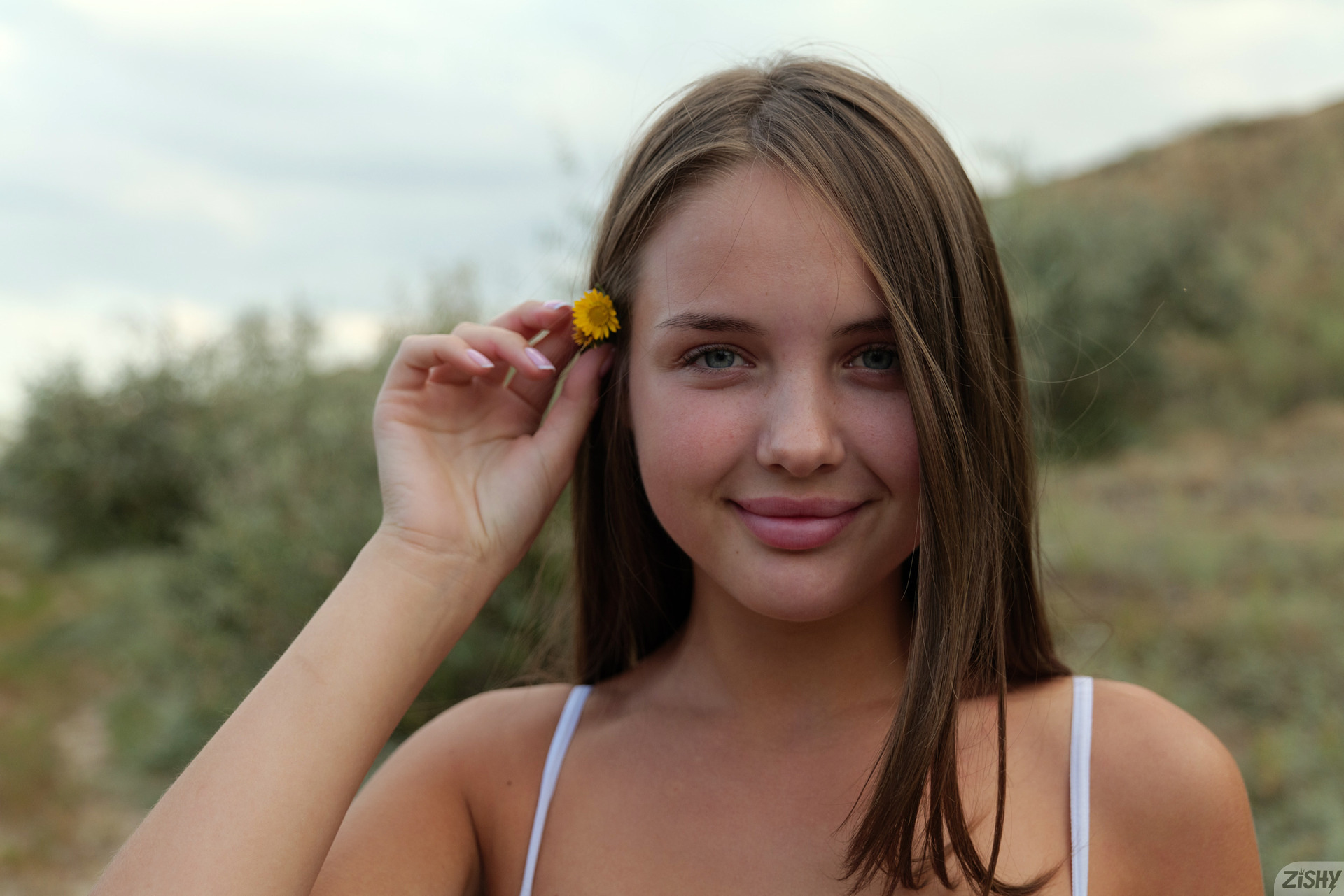 'Hot Hiker' with Olya Derkach via Zishy - Pic #17